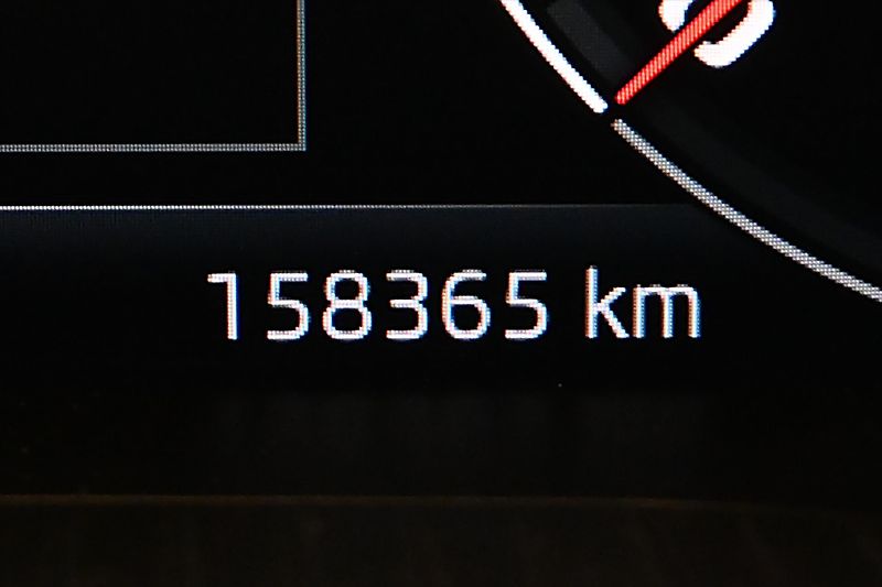 Škoda Kodiaq 1,5 TSI 110 kW SPORT LINE Záru - fotka 17 z 32