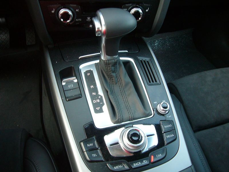 Audi A4 Allroad 3,0TDi QUATTRO - fotka 12 z 25