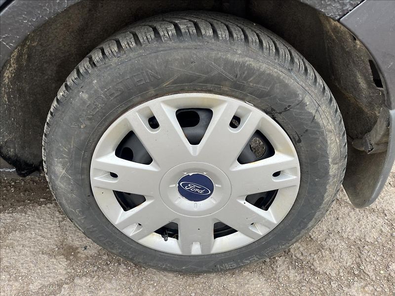 Ford Fusion 1.4 i DURATEC KLIMA ROZVODY - fotka 30 z 31