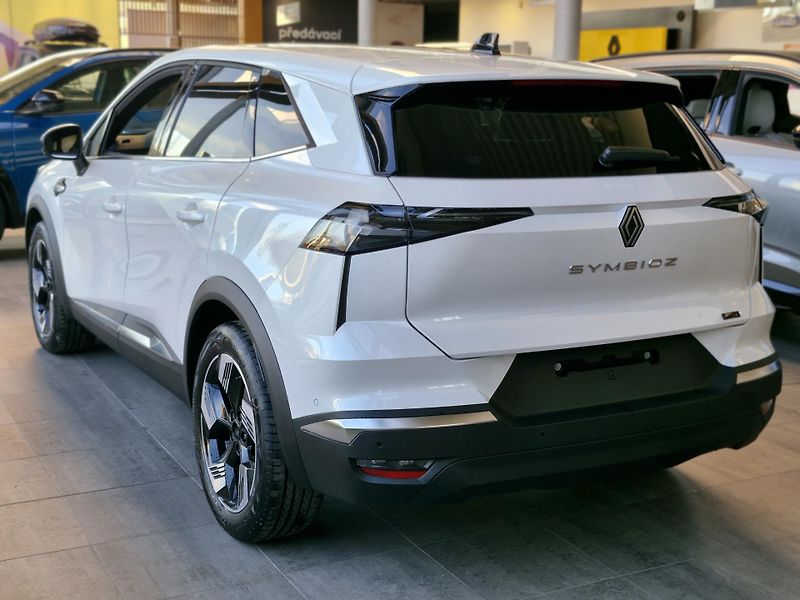 Renault Symbioz (2026) techno E-Tech full hybrid 160 - fotka 3 z 5