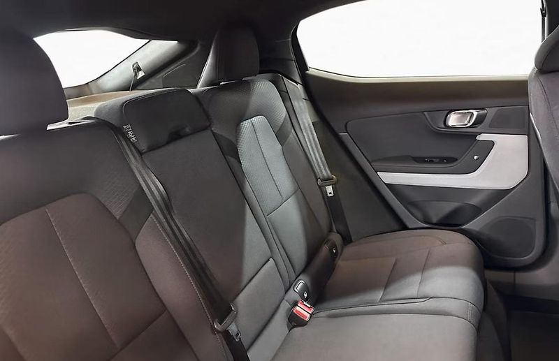 Polestar 2 LR AWD 360 Kamera BLIS - fotka 14 z 17
