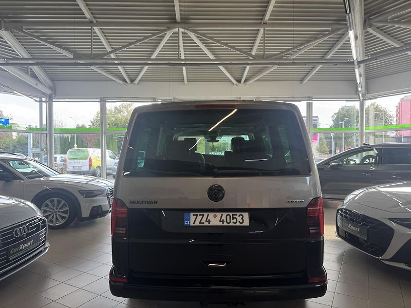 Volkswagen Multivan 2,0TDI DSG 4Motion Highline - fotka 5 z 37