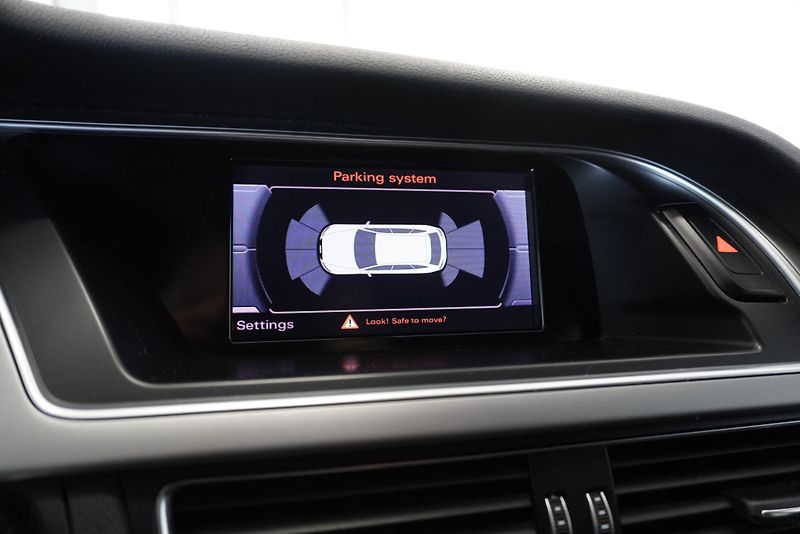 Audi A4 (2013) 2.0 TFSI 165kW QUATTRO STRONIC - fotka 24 z 34