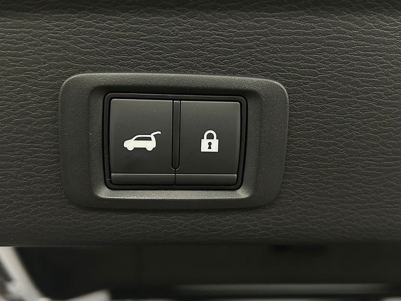 Mitsubishi Outlander (2025) 2.4 PHEV Instyle | 8 let | Nov - fotka 35 z 67