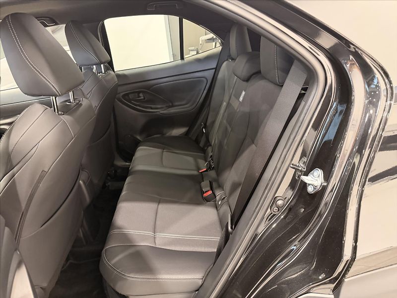 Toyota Yaris Cross (2026) 1,5 Executive monotone  (130k) - fotka 8 z 11