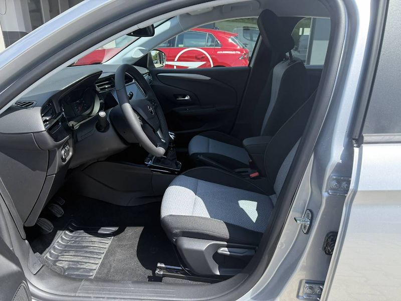 Opel Corsa Edition 1.2 TURBO (74kW/100k) - fotka 9 z 24