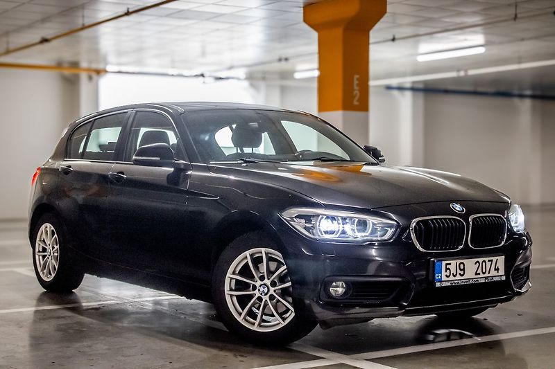 BMW Řada 1 d 2017 RWD MT/6 110kW - fotka 3 z 38