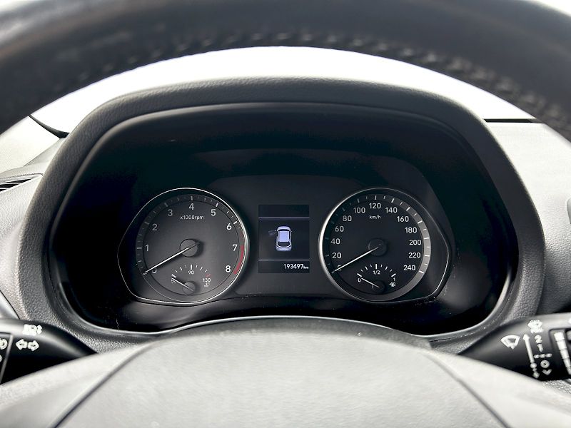 Hyundai i30 (2021) Combi 1.5 T-GDI MHEV MP6 Style - fotka 11 z 30