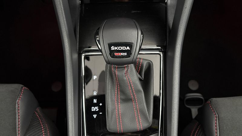 Škoda Kodiaq 2.0 TSI DSG 4x4 RS - fotka 27 z 32