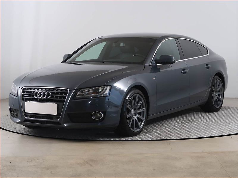 Audi A5 (2010) 2.0 TFSI, 4X4, Automat - fotka 2 z 15