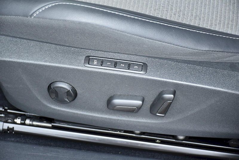 Škoda Enyaq (2021) 60 132kW - fotka 23 z 34