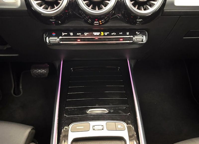 Mercedes-Benz EQB 300 4M Progressive Ambient - fotka 9 z 12