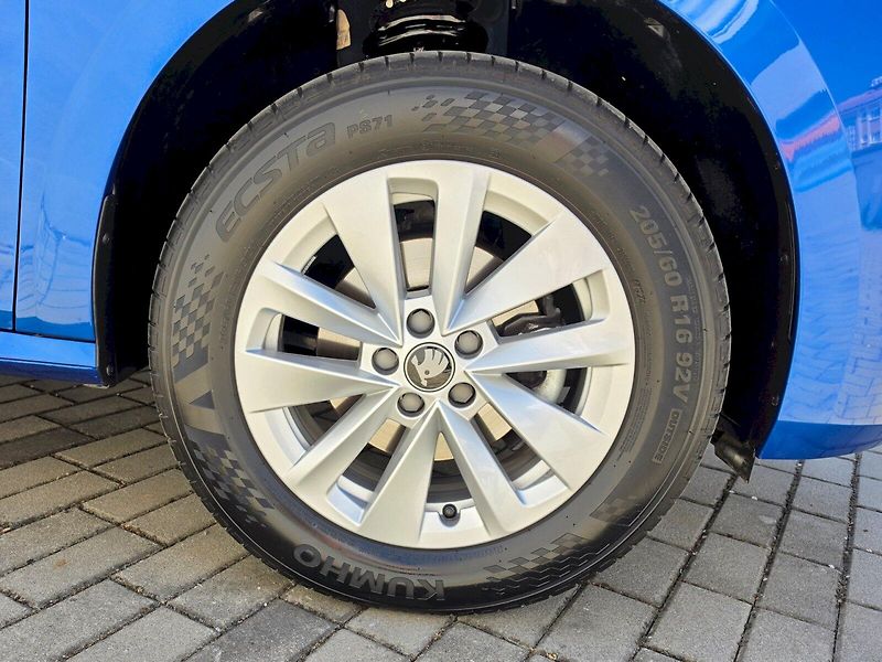 Škoda Kamiq (2025) 1,0TSI 85KW SELECTION - fotka 27 z 29