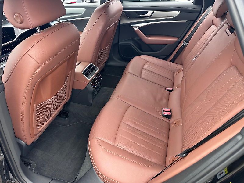 Audi A6 3,0 TDI Quattro 210kW S line - fotka 17 z 21