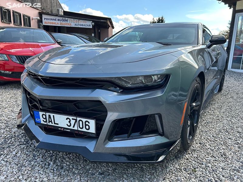 Chevrolet Camaro (2021) 6.2 V8 - fotka 1 z 28