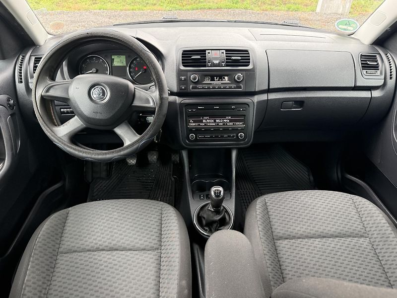 Škoda Roomster 1,2TSI AUT. KLIMATIZACE - fotka 9 z 21