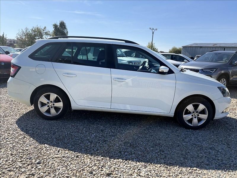 Škoda Fabia 1,2 TSI STYLE +SADA KOL - fotka 4 z 23