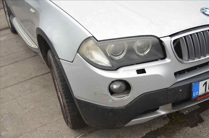 BMW X3 (2006) 3,0 D - fotka 7 z 20