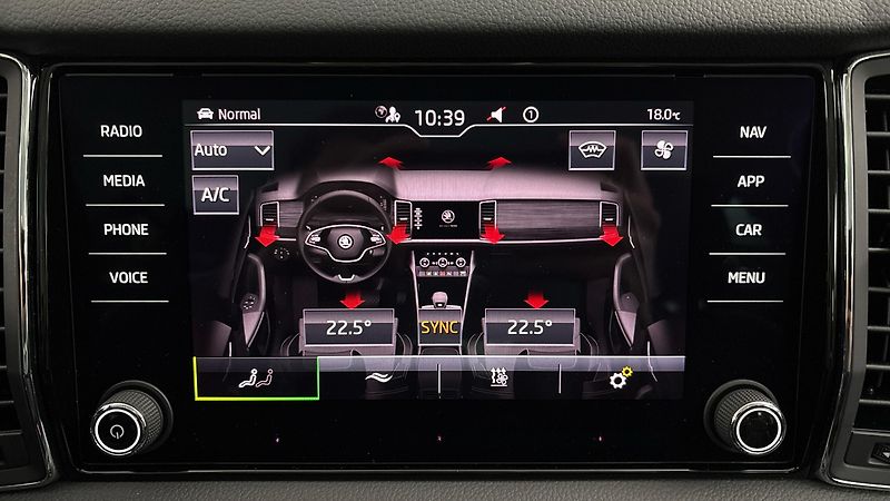 Škoda Kodiaq 2.0 TDI DSG 4x4 Style - fotka 29 z 32
