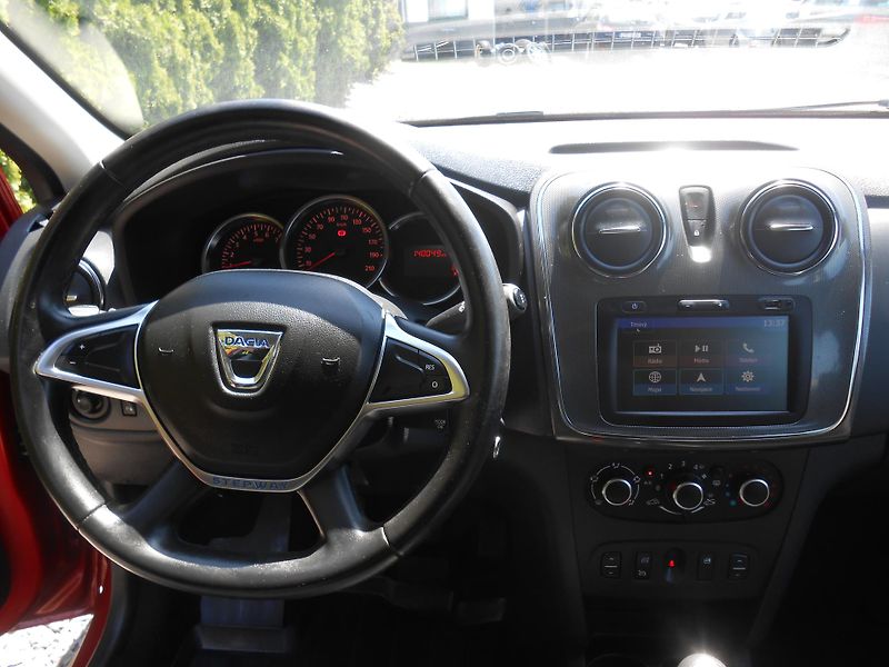 Dacia Sandero STEPWAY,LPG,KLIMA,LED,KAMERA! - fotka 31 z 44