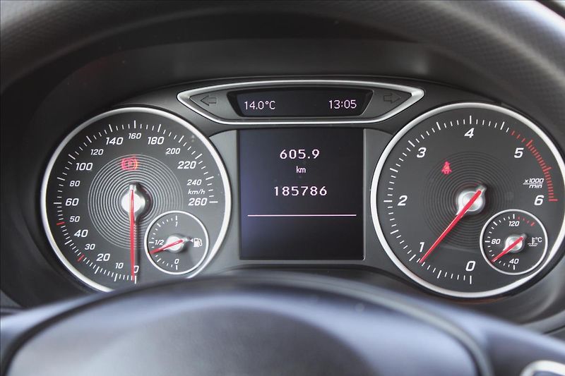 Mercedes-Benz Třídy B 180d  NAVI,serviska,MANUAL - fotka 14 z 31
