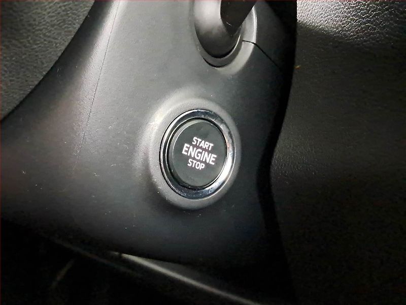Škoda Fabia (2022) Style 1.0 TSI, Automat - fotka 18 z 20