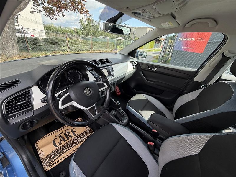 Škoda Fabia 1,2 TSi  Serviska,Senzory,AC - fotka 12 z 42