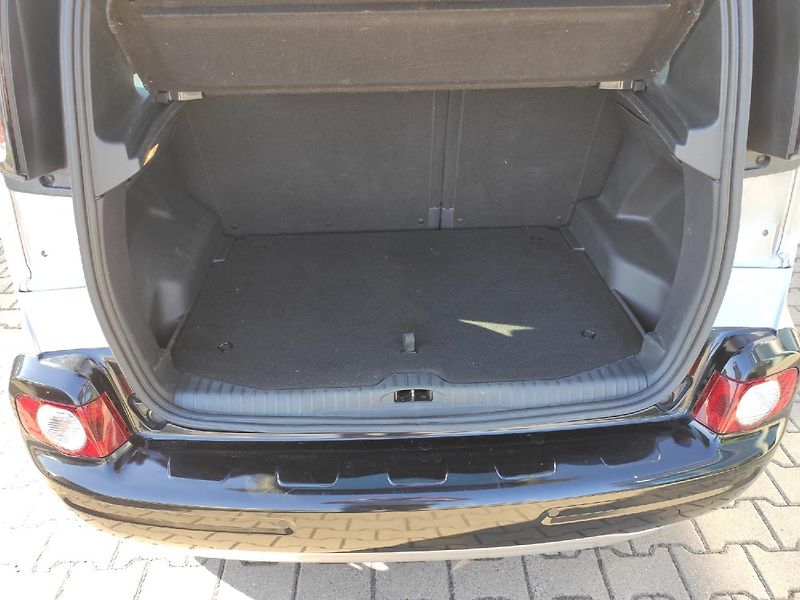 Citroën C3 Picasso (2016) 1.4i 95k MAN5 první majitel - fotka 6 z 24