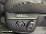 Volkswagen Passat 2.0TSI 200KW DSG 4MOTION R-LIN - náhled 24