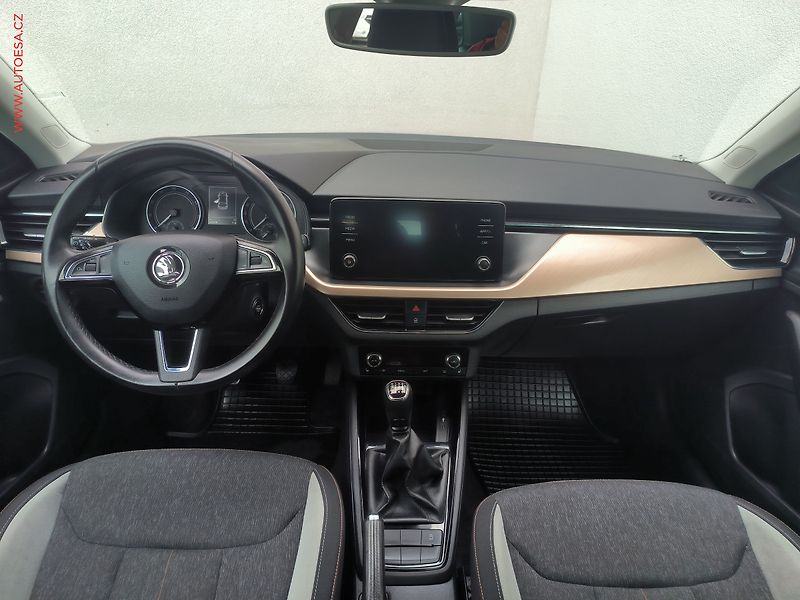 Škoda Scala (2020) 1.5 TSi, 2.maj,ČR, Style, - fotka 8 z 24