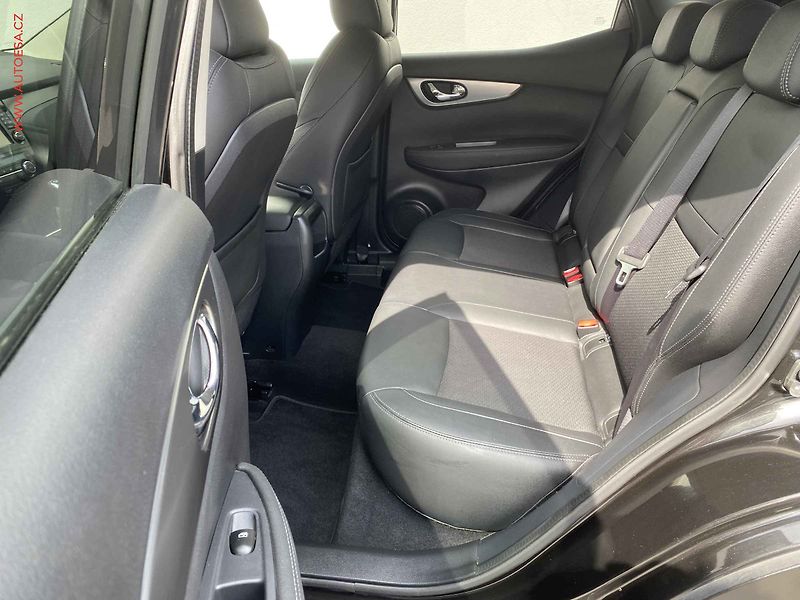 Nissan Qashqai (2017) 1.2 DIG-T, Tekna, LED, navi - fotka 10 z 20