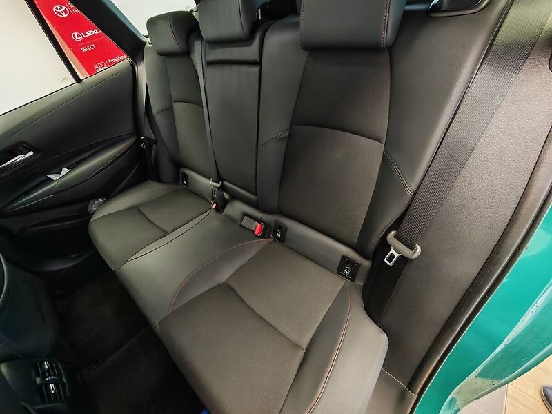 Toyota Corolla 1.8 Hybrid e-CVT GR Sport Tour - fotka 16 z 32