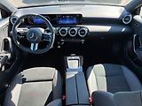 Mercedes-Benz Třídy A A 200 d - náhled 16