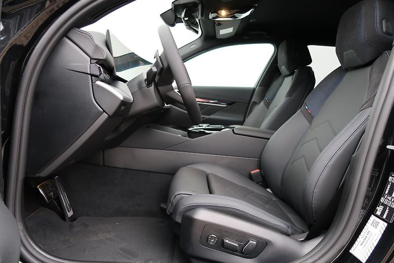 BMW Řada 5 520i - fotka 2 z 6
