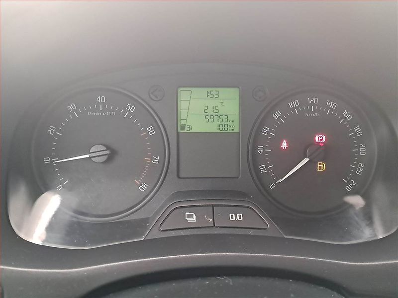 Škoda Fabia (2012) 1.2 12V, Serv.kniha - fotka 11 z 15