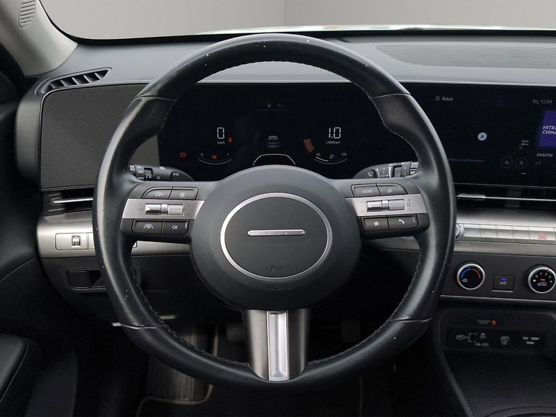 Hyundai Kona (2024) COMFORT CLUB 1.0 T-GDi 88kW, Č - fotka 10 z 27