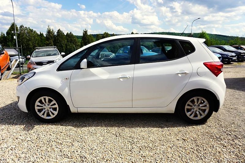 Hyundai ix20 (2017) ESSENTIAL 1,4 CVVT 66 kW - fotka 8 z 35