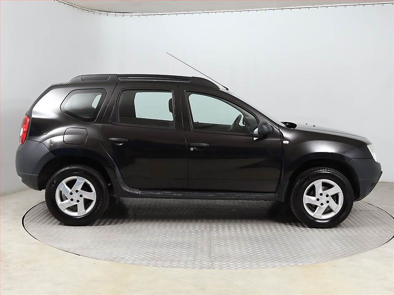 Dacia Duster (2012) 1.6 16V - fotka 6 z 11