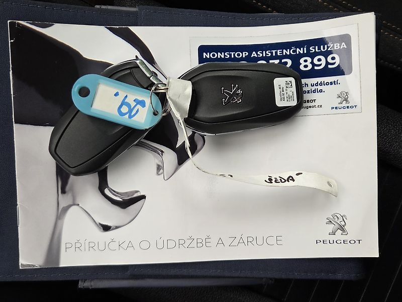 Peugeot Rifter (2020) 1.5 BHDi 130 LONG GTline MAN6 - fotka 32 z 32