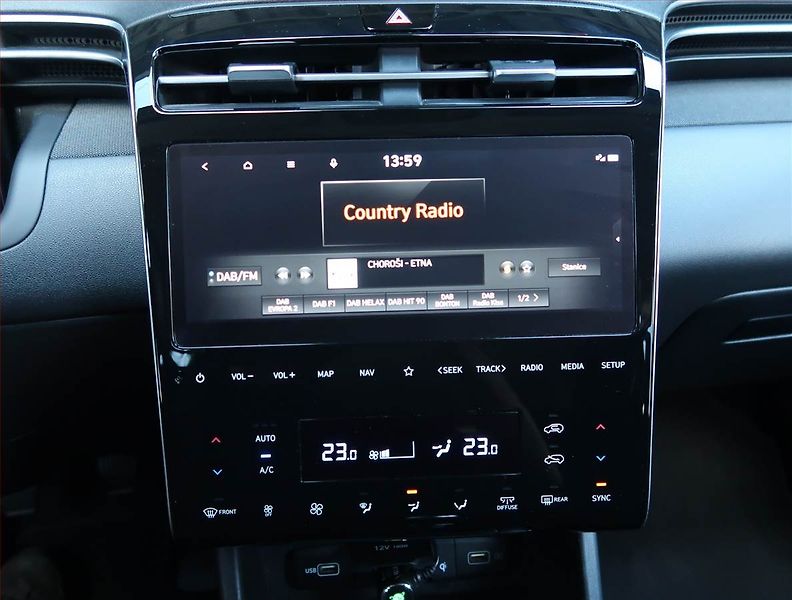Hyundai Tucson (2021) 1.6 T-GDI - fotka 12 z 16