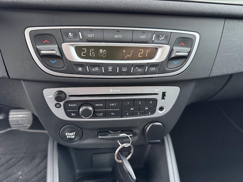 Renault Mégane 1.2 TCe 85 kW navigace, klima - fotka 14 z 18