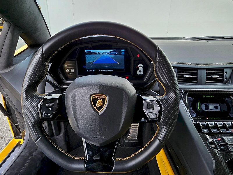 Lamborghini Aventador (2018) - fotka 5 z 22