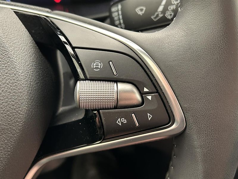 Škoda Fabia 1.0 TSI Top selection - fotka 15 z 27