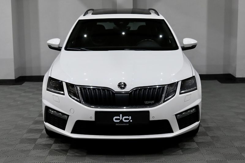 Škoda Octavia 3 FL Combi 2.0 TSI 169 kW RS - fotka 3 z 42