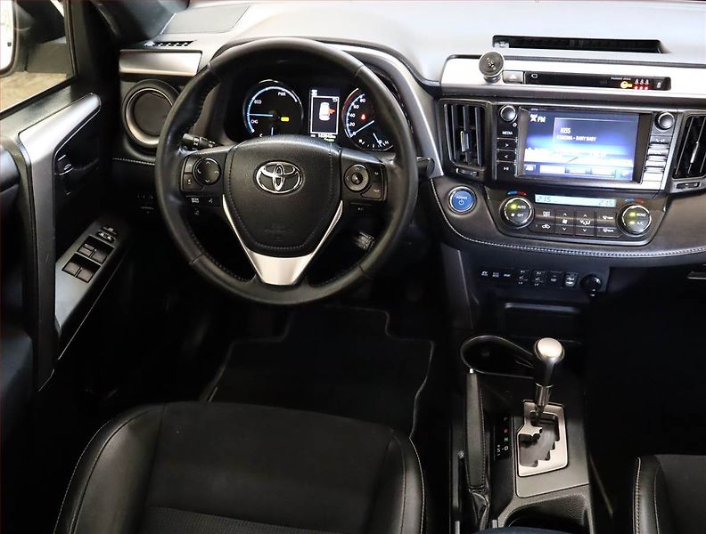 Toyota RAV4 (2018) Executive 2.5 Hybrid - fotka 7 z 24