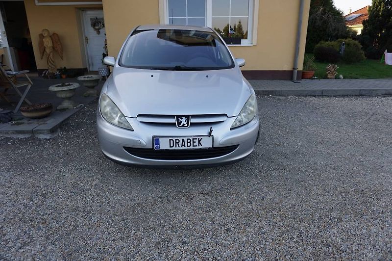 Peugeot 307 (2003) 2,0 HDI - fotka 1 z 19
