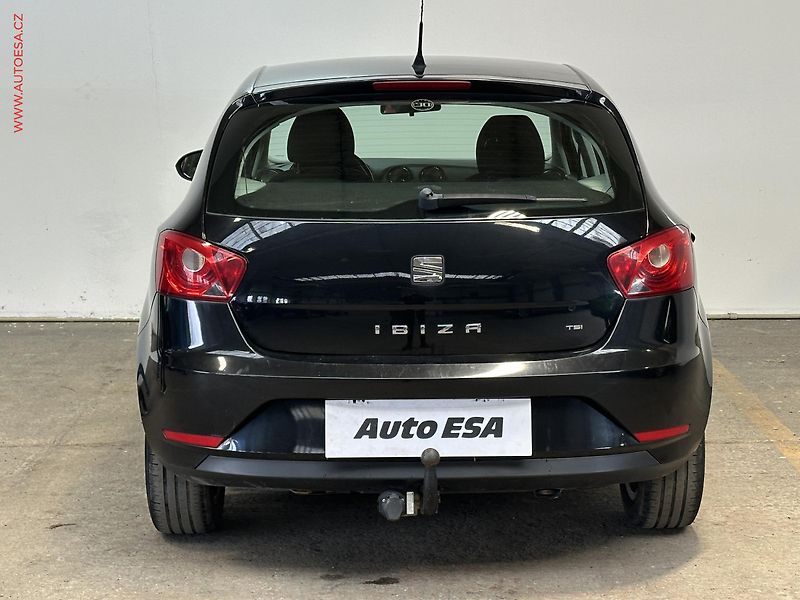 Seat Ibiza (2014) 1.2 TSi, Style, TZ, kola - fotka 5 z 19