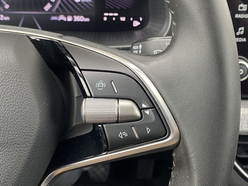 Škoda Kamiq 1,0 TSI 85 kW Selection - fotka 15 z 26
