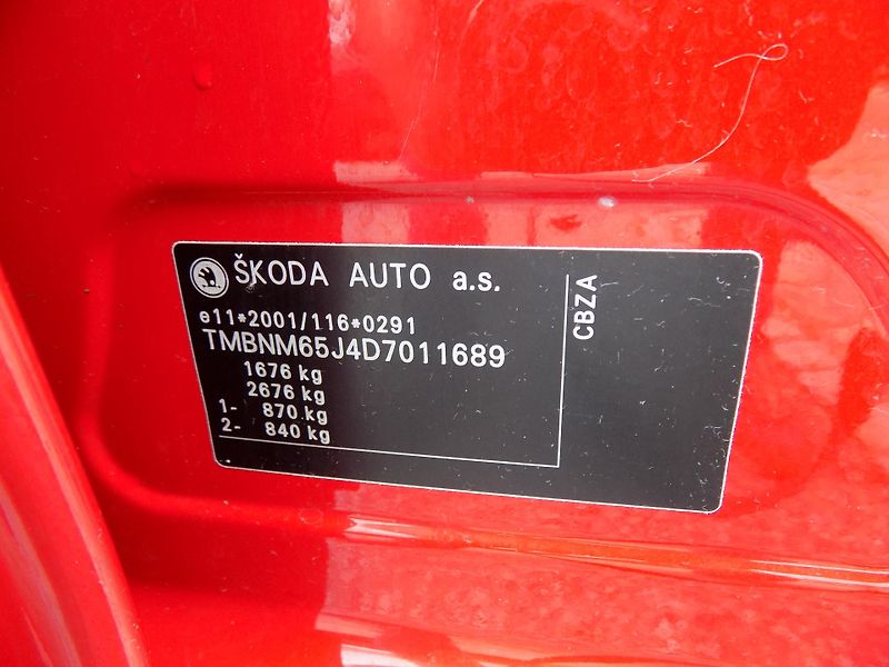 Škoda Roomster 1,2 TSI 63 KW ACTIVE, KLIMA - fotka 40 z 56