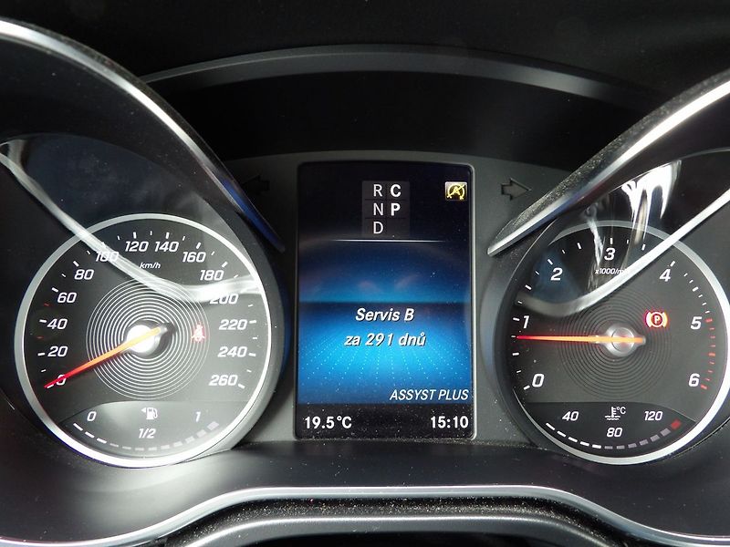 Mercedes-Benz Třídy V 250d L 4Matic 360° Tažné DPH - fotka 17 z 35